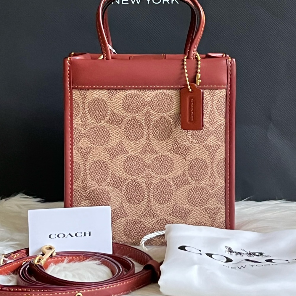 C5277 - Coach Mini Cashin Tote in Signature Canvas - Picture 10 of 12